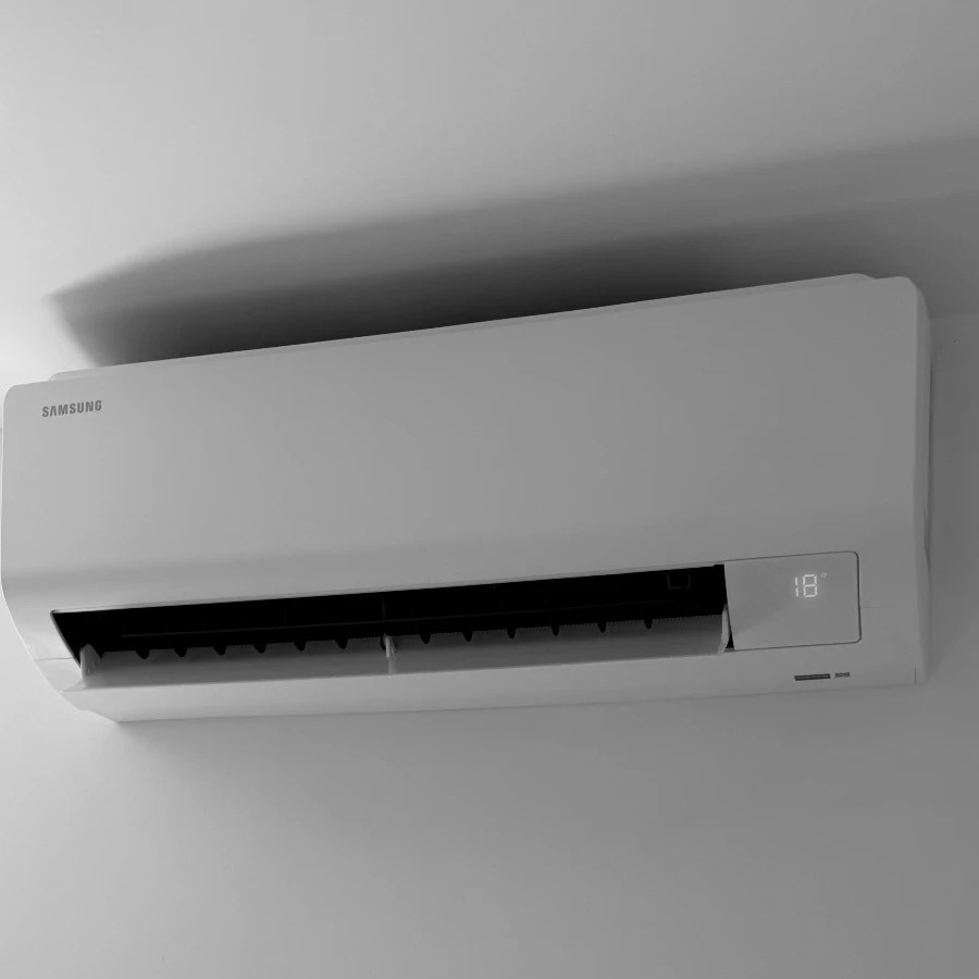 Bedroom wall-mounted system
